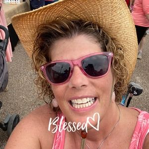 Meet your Posher, Nicky